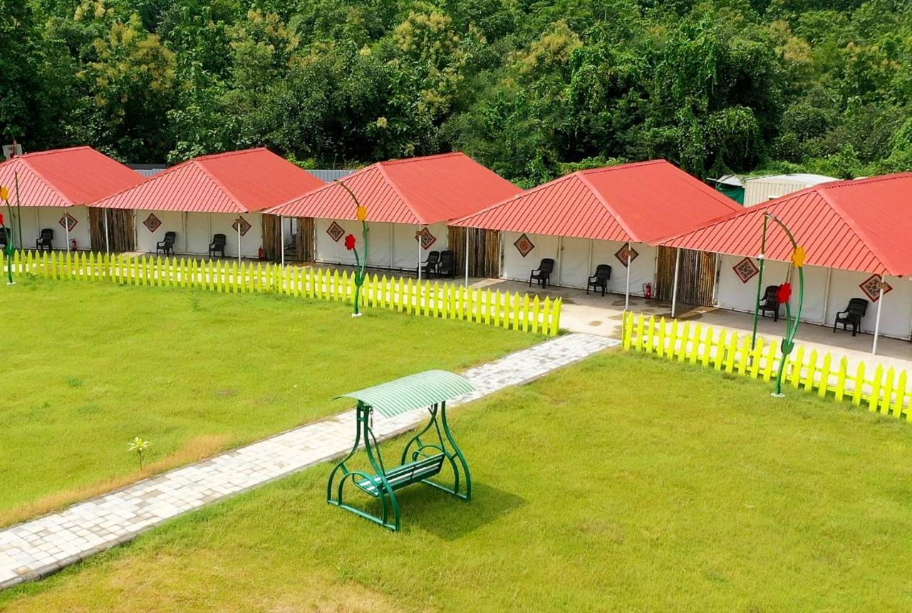 Praveg Tent City Narmada, Statue Of Unity Kevadia Экстерьер фото